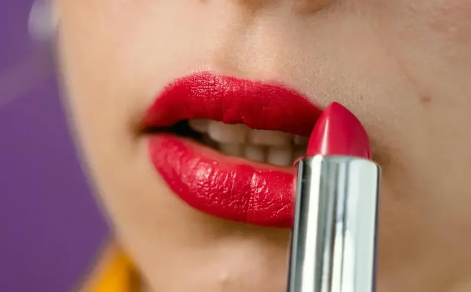 durable lipstick