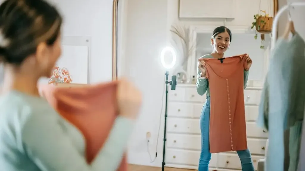 Cozy Self-Care Dresses for Home and Casual Days 2 Cozy Self-Care Dresses for Home and Casual Days